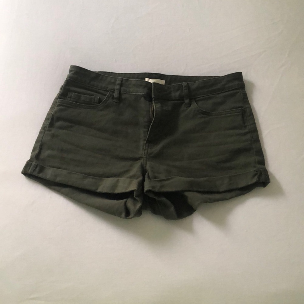 H&M olive green khaki shorts size 8